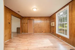 203 E Groves St, Big Sandy, TX 75755 - Photo 12