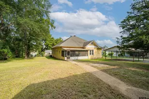 100 W Groves St, Big Sandy, TX 75755 - Photo 22