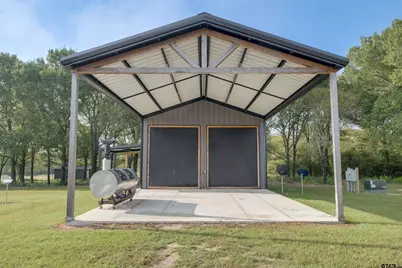 760 Private Road 2422, Oakwood, TX 75855 - Photo 2