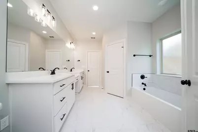 1203 Penny Ln, Kilgore, TX 75662 - Photo 14