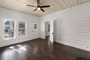 241 Ayers St, Frankston, TX 75763 - Photo 6