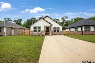 509 Zimmerman Dr, Jacksonville, TX 75766 - Photo 2