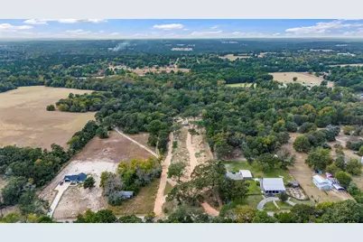2435 Gilstrap Rd, Tyler, TX 75704 - Photo 4