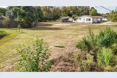 5309 Troup Hwy, Tyler, TX 75707 - Photo 10