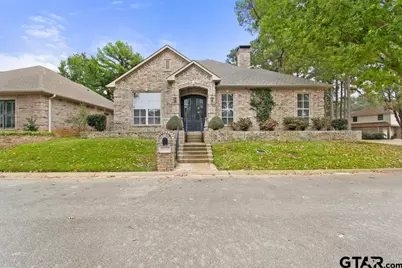 1103 Laurelwood Dr, Tyler, TX 75703 - Photo 2