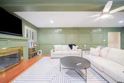 1900 W Hoyt Dr., Longview, TX 75601 - Photo 4