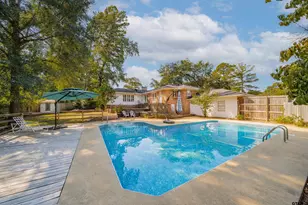 1900 W Hoyt Dr, Longview, TX 75601 - Photo 24