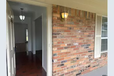 2213 Suanne Dr, Tyler, TX 75701 - Photo 2