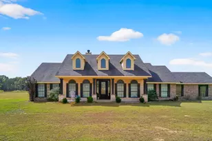 2621 Anderson County Rd 2212, Palestine, TX 75803 - Photo 1