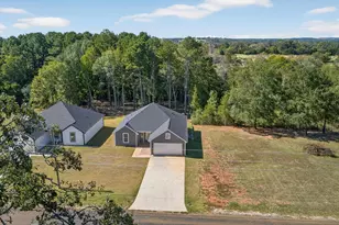 377 Co Rd 4215, Jacksonville, TX 75766 - Photo 1