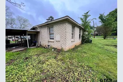 242 E Main St, Van, TX 75790 - Photo 4