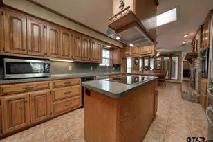 2209 Mitze Ln, Palestine, TX 75803 - Photo 22