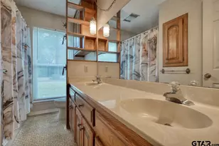 2209 Mitze Ln, Palestine, TX 75803 - Photo 26