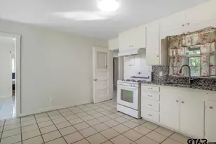 3303 Baldwin Drive, Tyler, TX 75702 - Photo 10