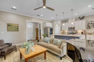 2007 Jason Dr, Whitehouse, TX 75791 - Photo 12