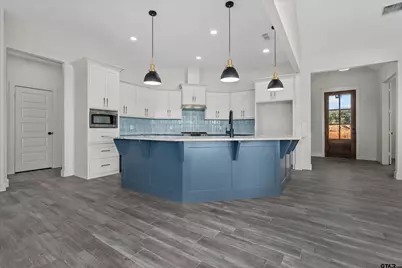 16421 Clearview Drive, Lindale, TX 75771 - Photo 10