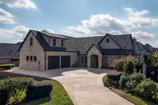 2232 Thornwood, Tyler, TX 75703 - Photo 2