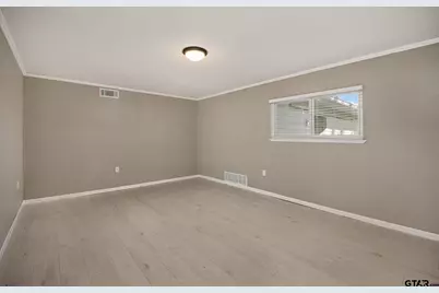 291 E Main, Van, TX 75790 - Photo 14