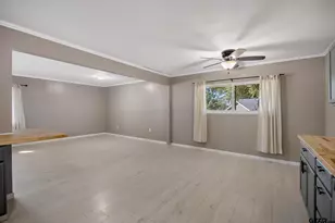 291 E Main, Van, TX 75790 - Photo 6