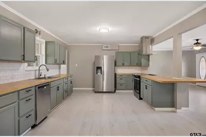 291 E Main, Van, TX 75790 - Photo 10