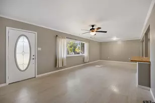 291 E Main, Van, TX 75790 - Photo 2