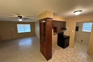 305 N Forest Ave, Tyler, TX 75702 - Photo 10
