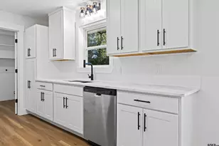 1907 Beth, Longview, TX 75605 - Photo 22