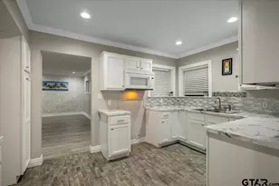 1020 W Morris St, Tyler, TX 75702 - Photo 14