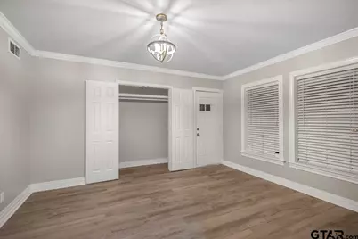 1020 W Morris St, Tyler, TX 75702 - Photo 10