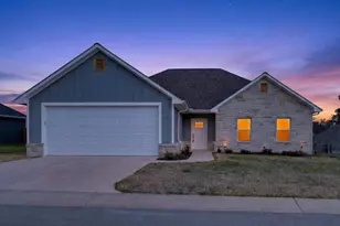 203 Toro Dr, Winona, TX 75792 - Photo 1