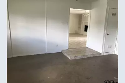 3001 Fairfax Drive, Tyler, TX 75701 - Photo 6