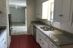 3001 Fairfax Dr, Tyler, TX 75701 - Photo 2