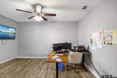 300 N Evenside St, Henderson, TX 75654 - Photo 24