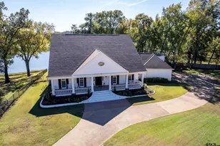 320 Hines Crossing, Bullard, TX 75757 - Photo 2