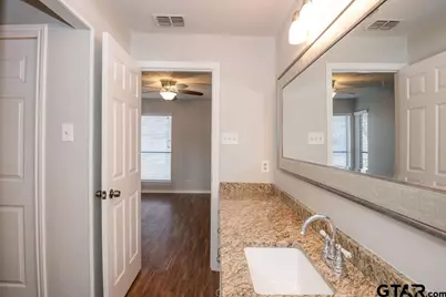 5917 Hollytree, Tyler, TX 75703 - Photo 18