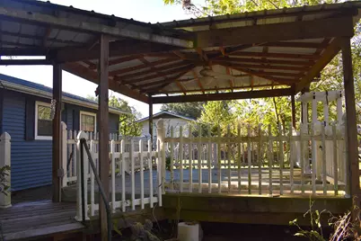 209 Ludolph St, Palestine, TX 75803 - Photo 14