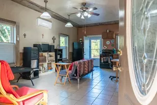 21881 Barron Rd, Chandler, TX 75758 - Photo 8