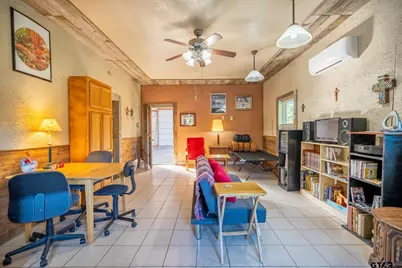 21881 Barron Rd, Chandler, TX 75758 - Photo 10