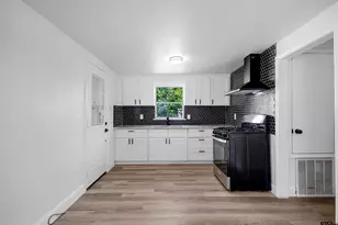 2713 W Shaw St, Tyler, TX 75701 - Photo 16