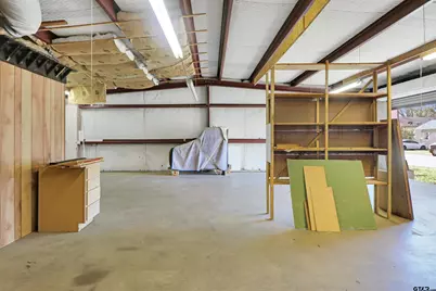 419 W Larissa St, Jacksonville, TX 75766 - Photo 24