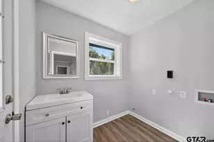 203 W Jordan, Grand Saline, TX 75140 - Photo 28