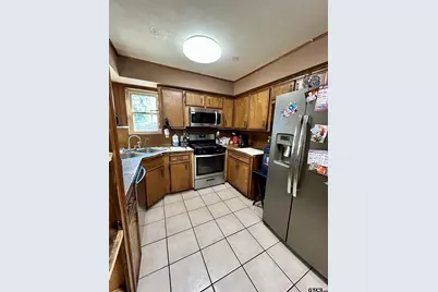 113 E Larkspur, White Oak, TX 75693 - Photo 10