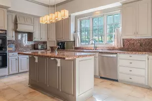 1520 Clubview Dr, Tyler, TX 75701 - Photo 10