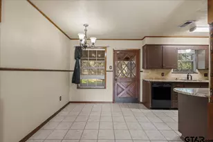 914 Joel, Tyler, TX 75703 - Photo 6