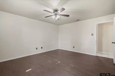 914 Joel, Tyler, TX 75703 - Photo 16