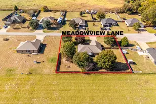 1675 Meadowview St, Athens, TX 75752 - Photo 36