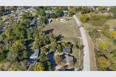 709 N Mill, Henderson, TX 75652 - Photo 10