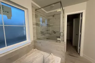 648 Prince Ln, Tyler, TX 75704 - Photo 6