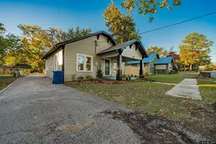 515 N Newsom, Mineola, TX 75773 - Photo 2