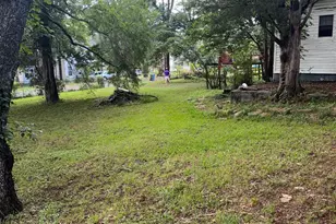 107 Acorn, Marshall, TX 75670 - Photo 10